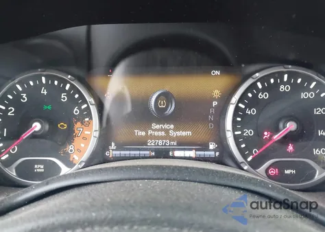 2015 Jeep Renegade Limited из США, поврежденный, VIN ZACCJADT8FPB44144